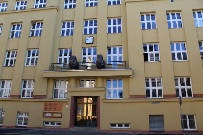 Budova ředitelství Českých drah od Vojtěcha Krcha (foto: Aleš Spurný)